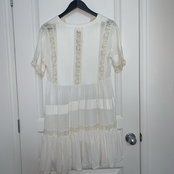 White Franco Short Sleeve Lace Detailed Dress - Picture 2 of 4
